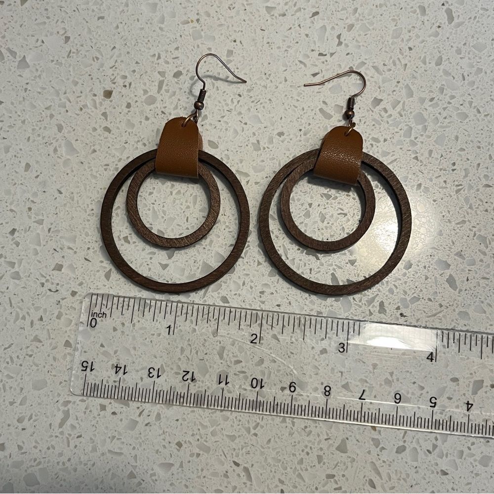Brown and Tan Double Hoop Earrings - Picture 4 of 7